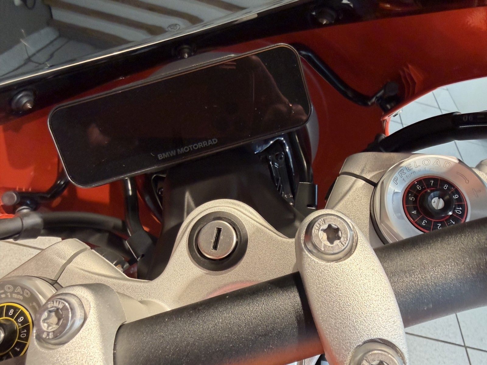 Fahrzeugabbildung BMW R 12 nineT S Option719
