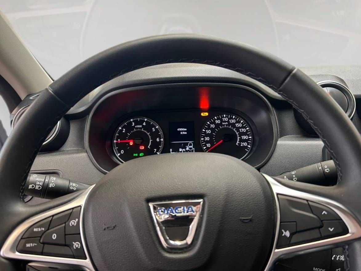 Fahrzeugabbildung Dacia DUSTER Sondermodell Extreme TCe 100 ECO-G 2WD