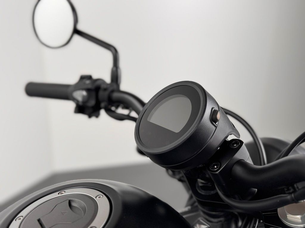 Fahrzeugabbildung Honda CMX500 REBEL *NEUWERTIG