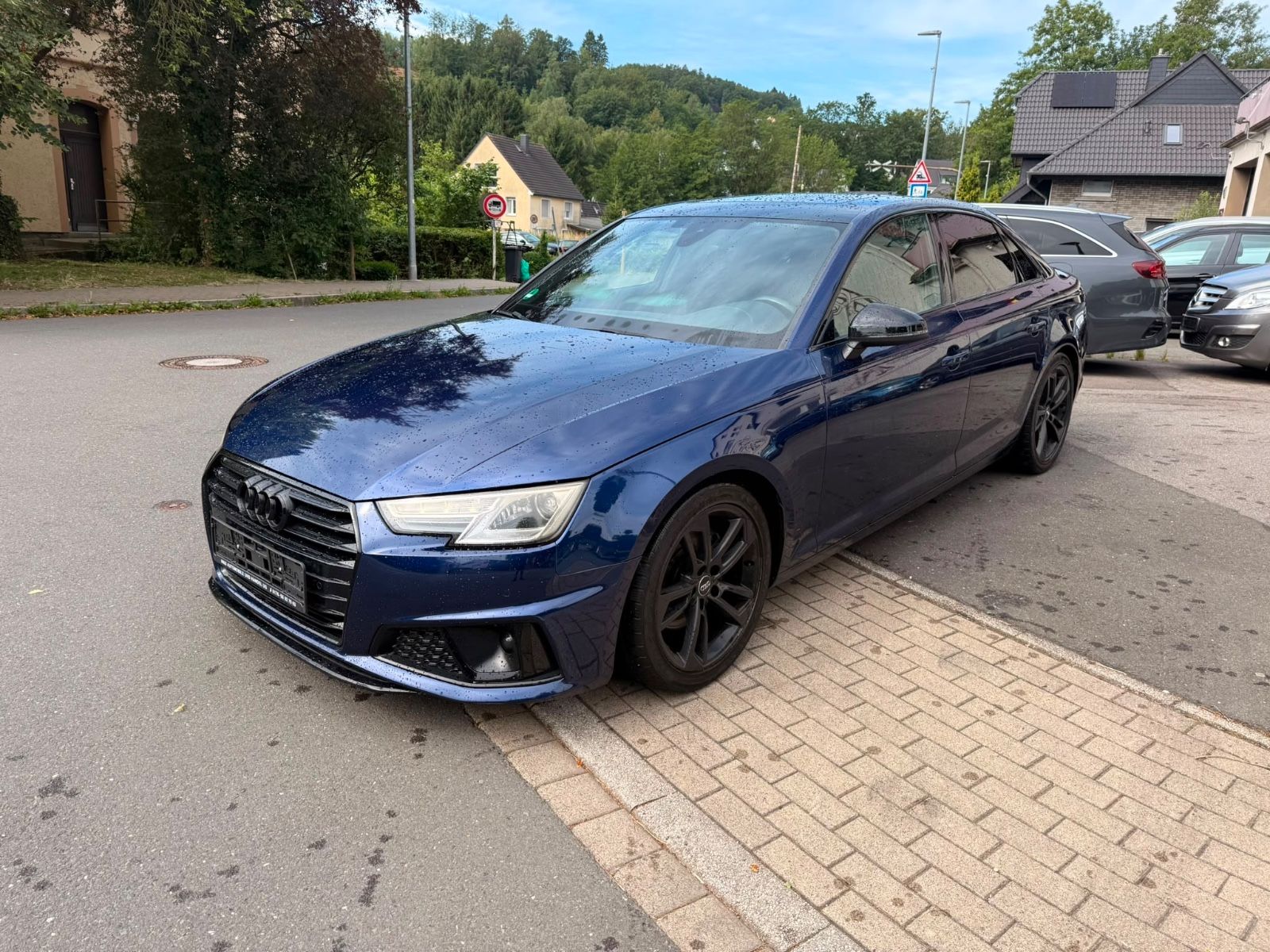 AUDI A4 Lim. 40 TFSI Navi,Leder,R.Kamerta,PDC,SHZ