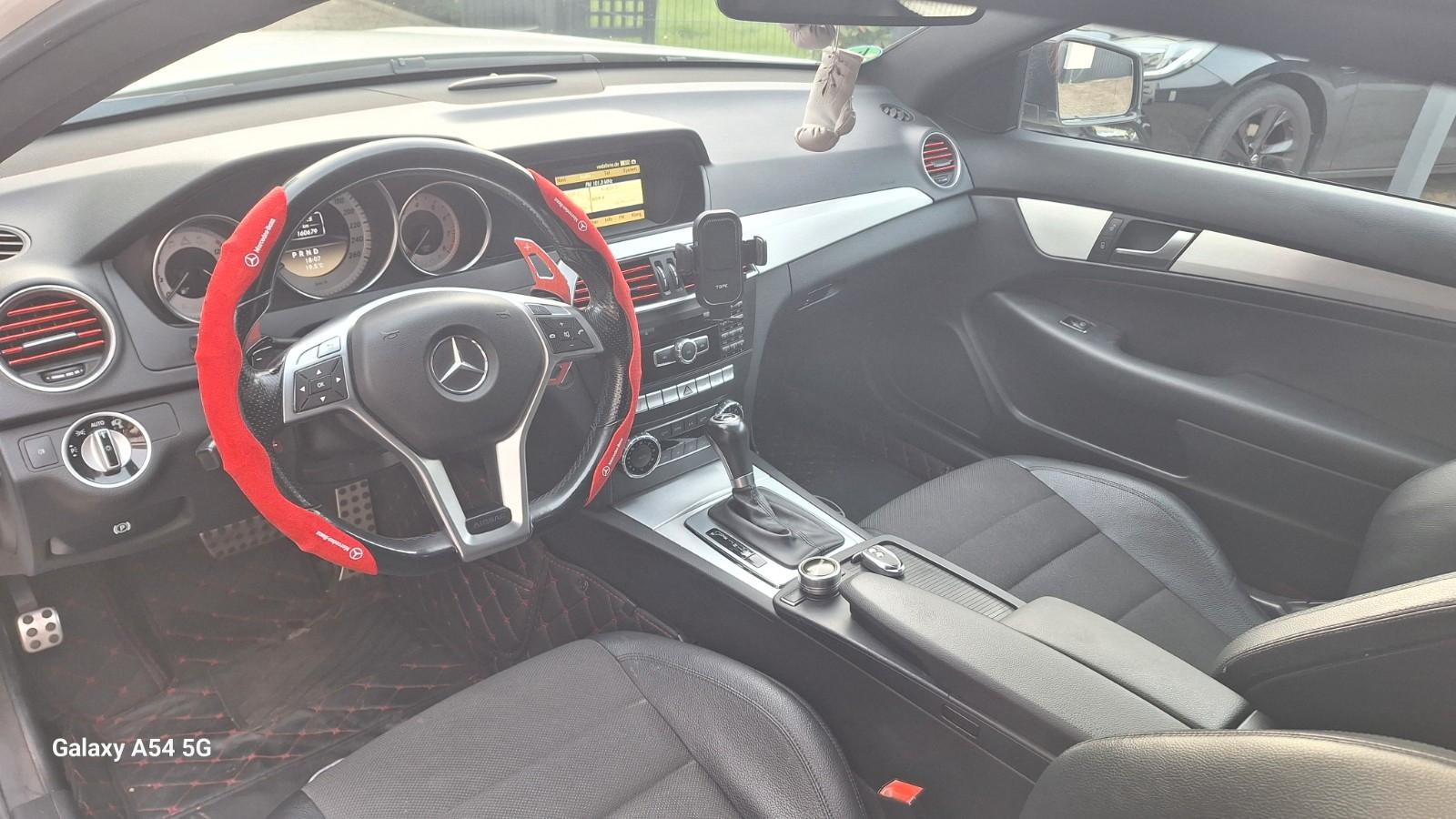 Mercedes-Benz C 180 BlueEFFICIENCY Coupé Standard