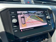 Fahrzeugabbildung Volkswagen Passat Variant 2.0 TDI DSG R-Line LED ACC Kamera