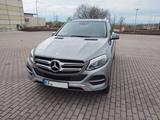 Mercedes-Benz GLE 250d+4M+360°+PANORAMA+STANDHEIZUNG - Mercedes-Benz GLE 250 aus 2015