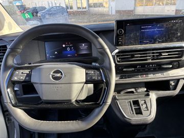 Fotografie des Opel Zafira 2.0 D XL AT Edition