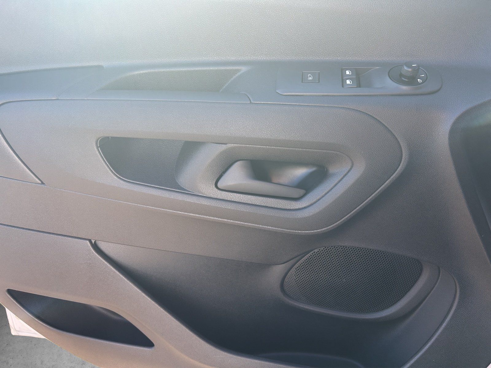 Fahrzeugabbildung Opel Opel Combo Cargo Edition/Kamera/PDC/Klima