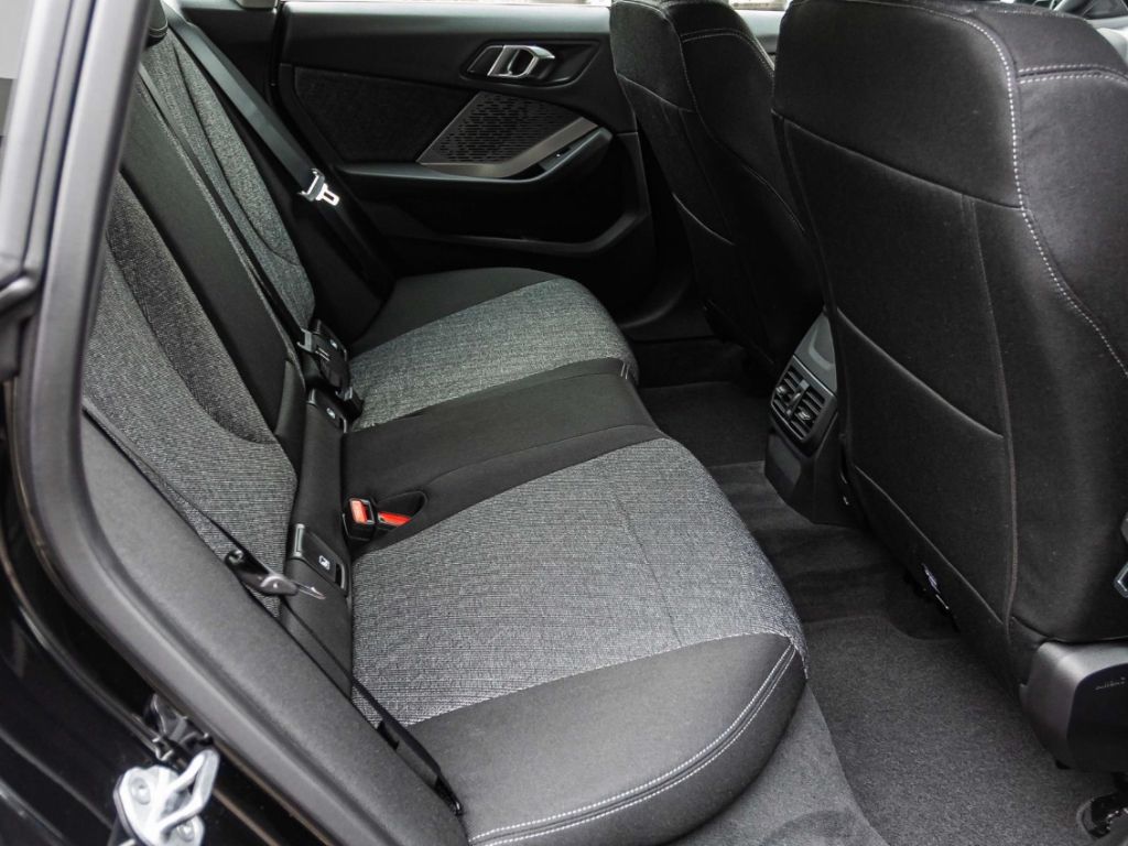 BMW 216 - Bild 16