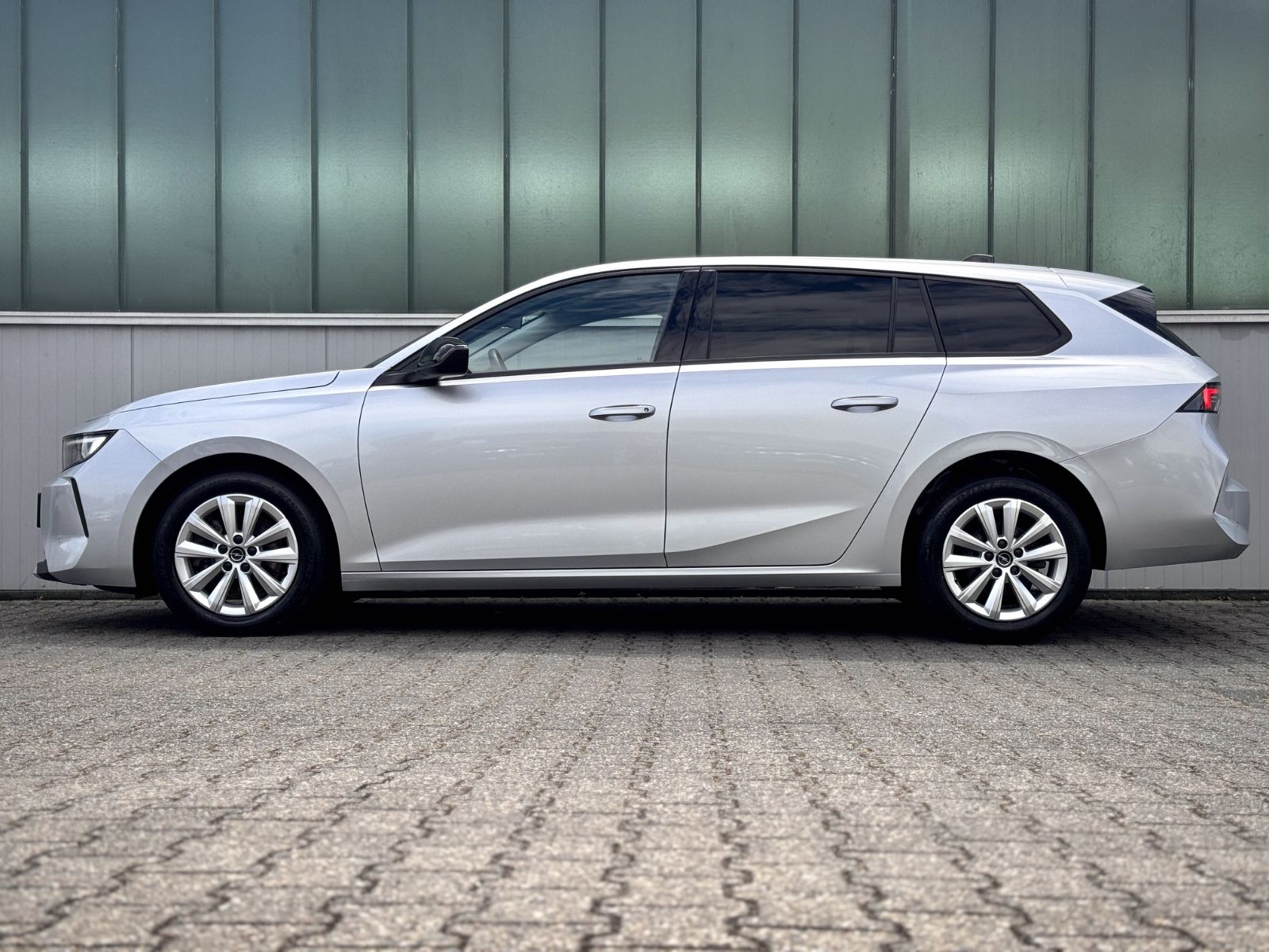 Opel Astra L 1.5 CDTI Sports Tourer Business Edition imagem 3
