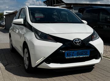 Toyota Aygo (X) - 3