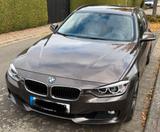 BMW 320i Touring -