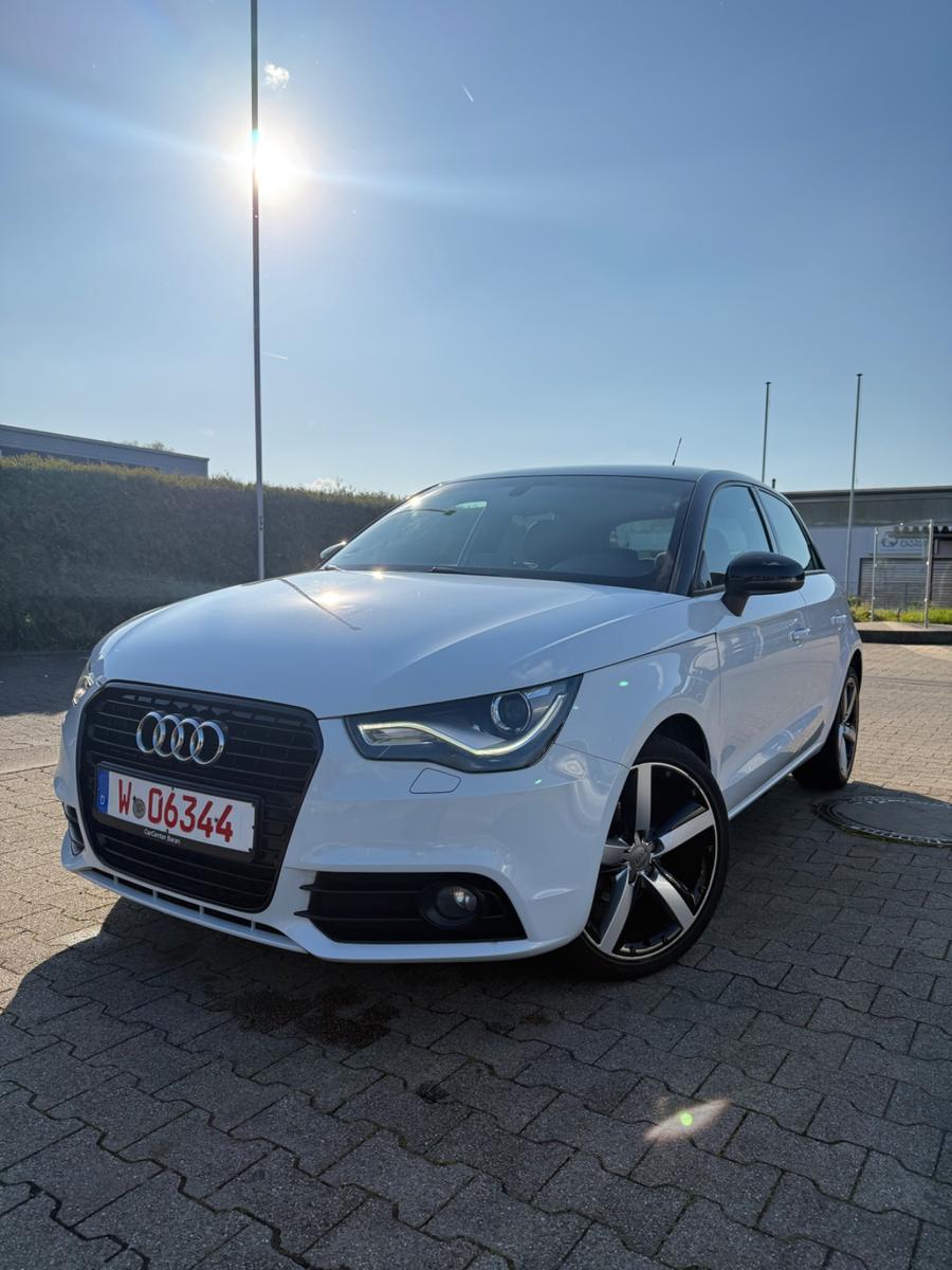 Audi A1 Sportback XENON MULTI PDC