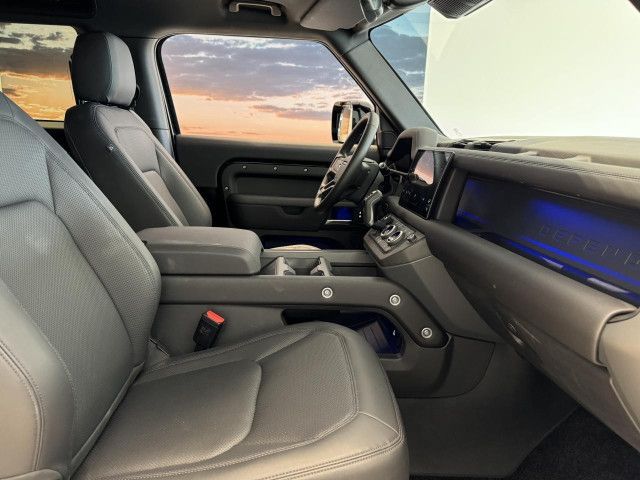 Foto Nummer 3: LAND ROVER Defender