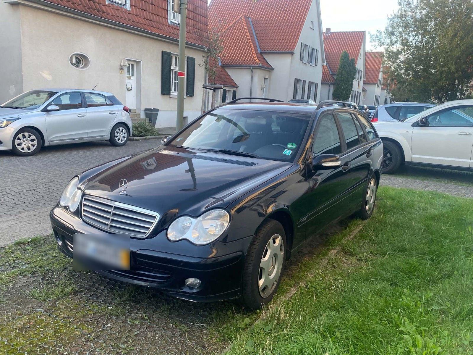 Mercedes-Benz C220 2006 — engine 150 HP (110kW)