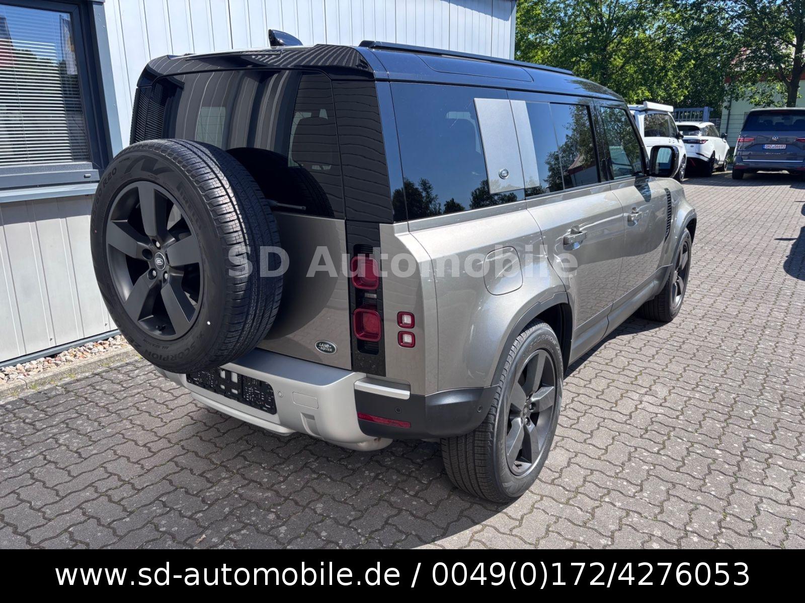Land Rover Defender 110 HSE D300 PANO+AHK+BLACK-PACK