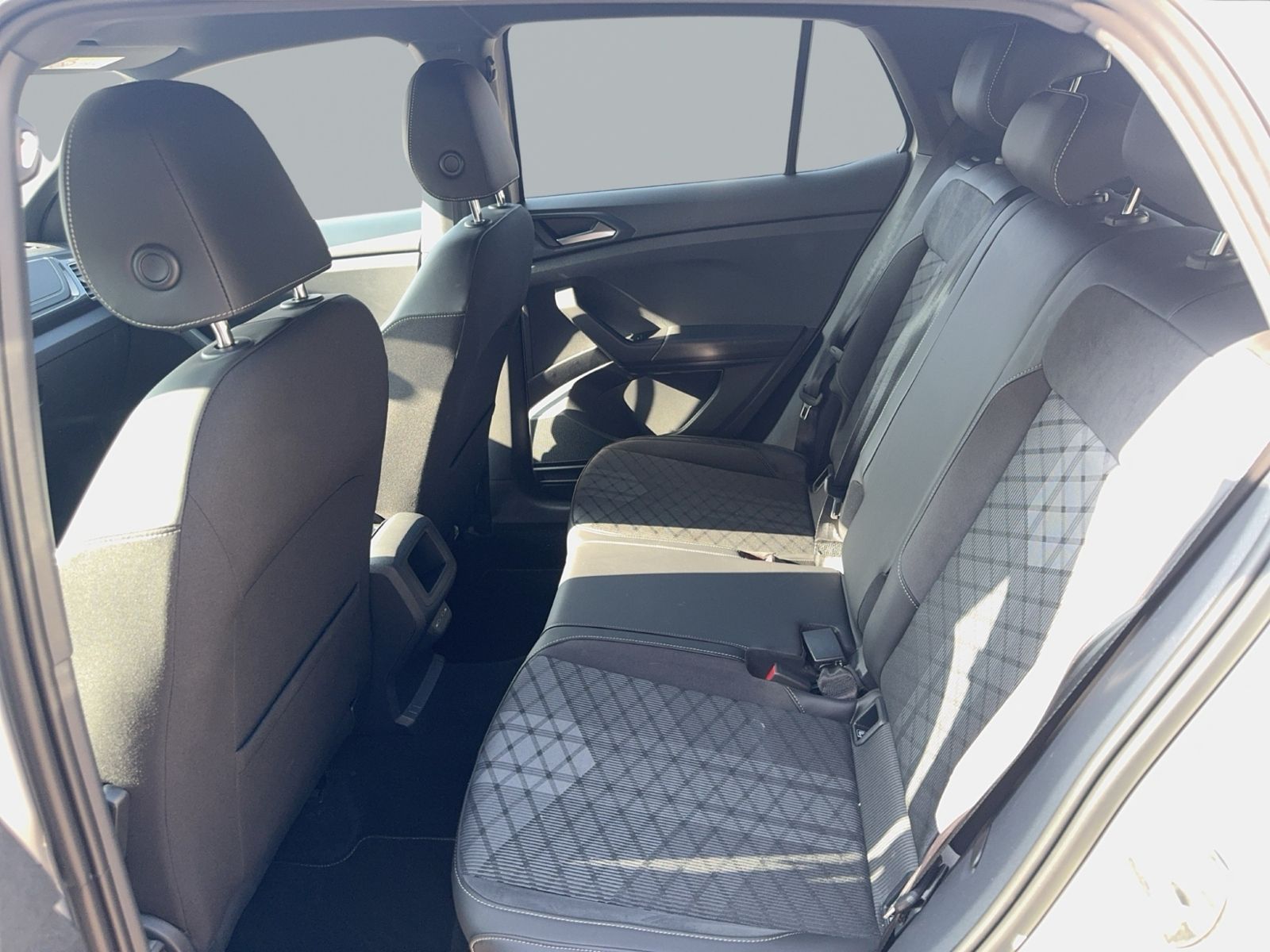 T-Cross 1.5 TSI R-Line, Navi, RearView, ACC, Key