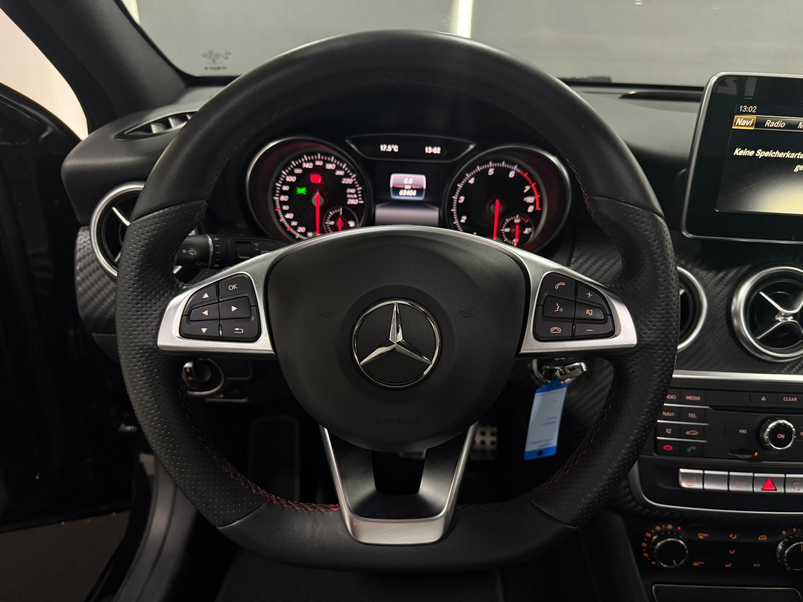 Mercedes-Benz A 180 BE AMG-LINE*PANORAMA*NIGHT*LED*SHZ*2.HAND*