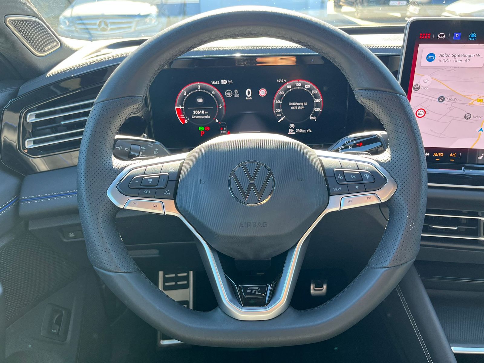Image du véhicule Volkswagen Tiguan 2.0 TDI 4M R-Line PANO*H&amp;K*AHK*MATRIX*20".