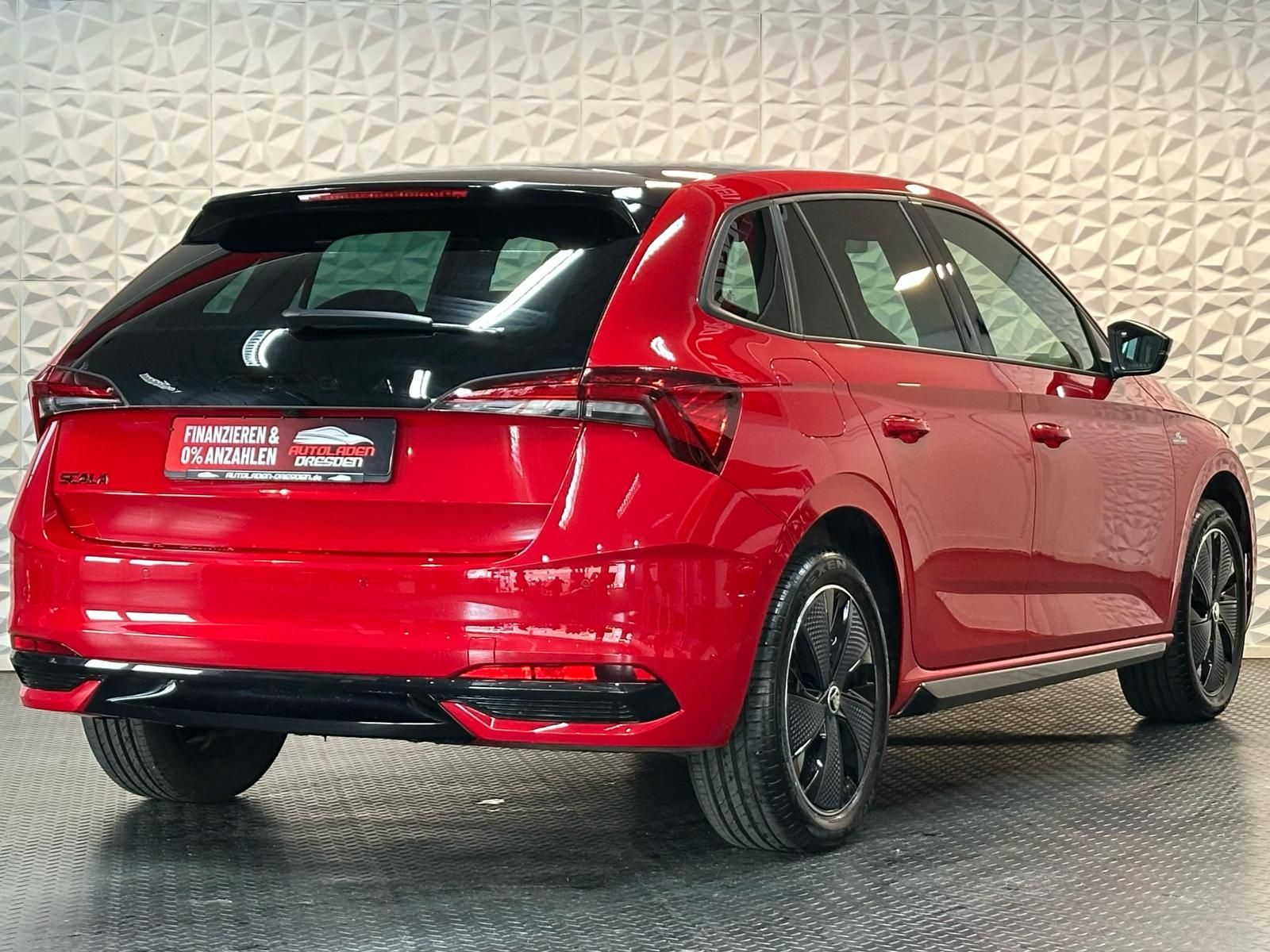 SKODA Scala 1.0TSI MONTE CARLO MATRIX#AHK#KEYLESS#SPUR - Image 8