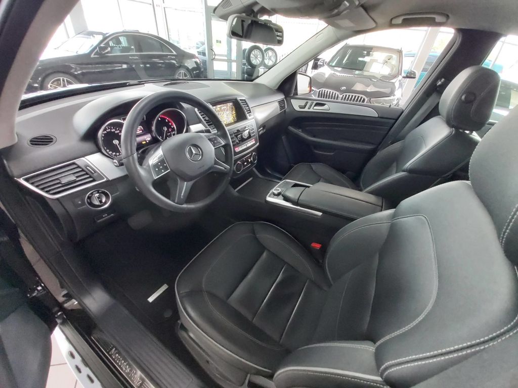 Mercedes-Benz ML 350 CDI AMG DISTR TOTW KAMERA COMAND LEDER