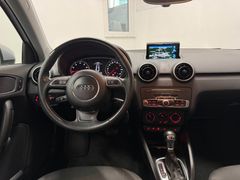 AUDI A1 1.4 TFSI DSG SB*S LINE*BI-XEN*PDC*NAVI*SHZ*