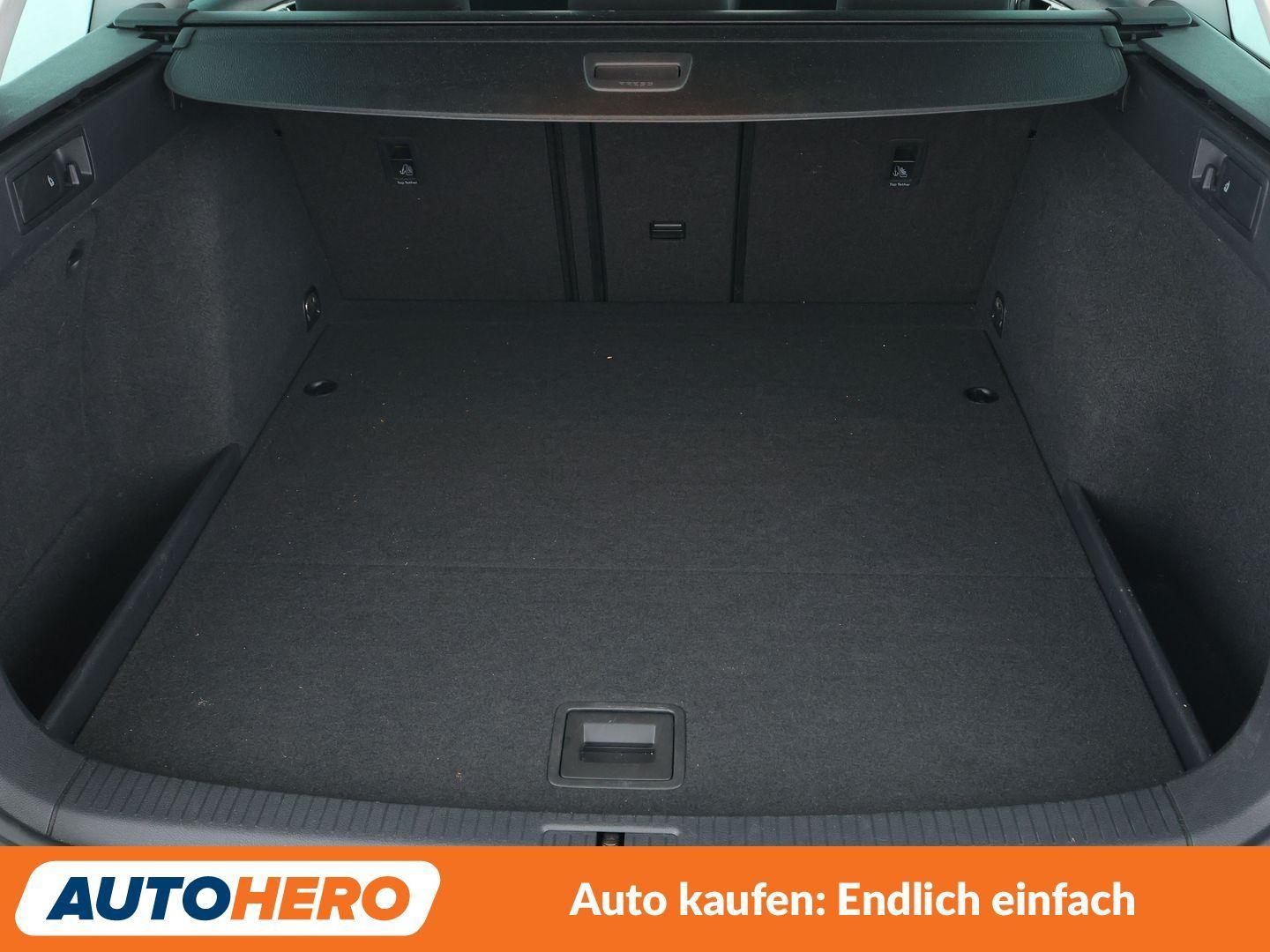 Volkswagen Golf VII 1.5 TSI ACT Sound*ACC*PDC*SHZ*KLIMA*