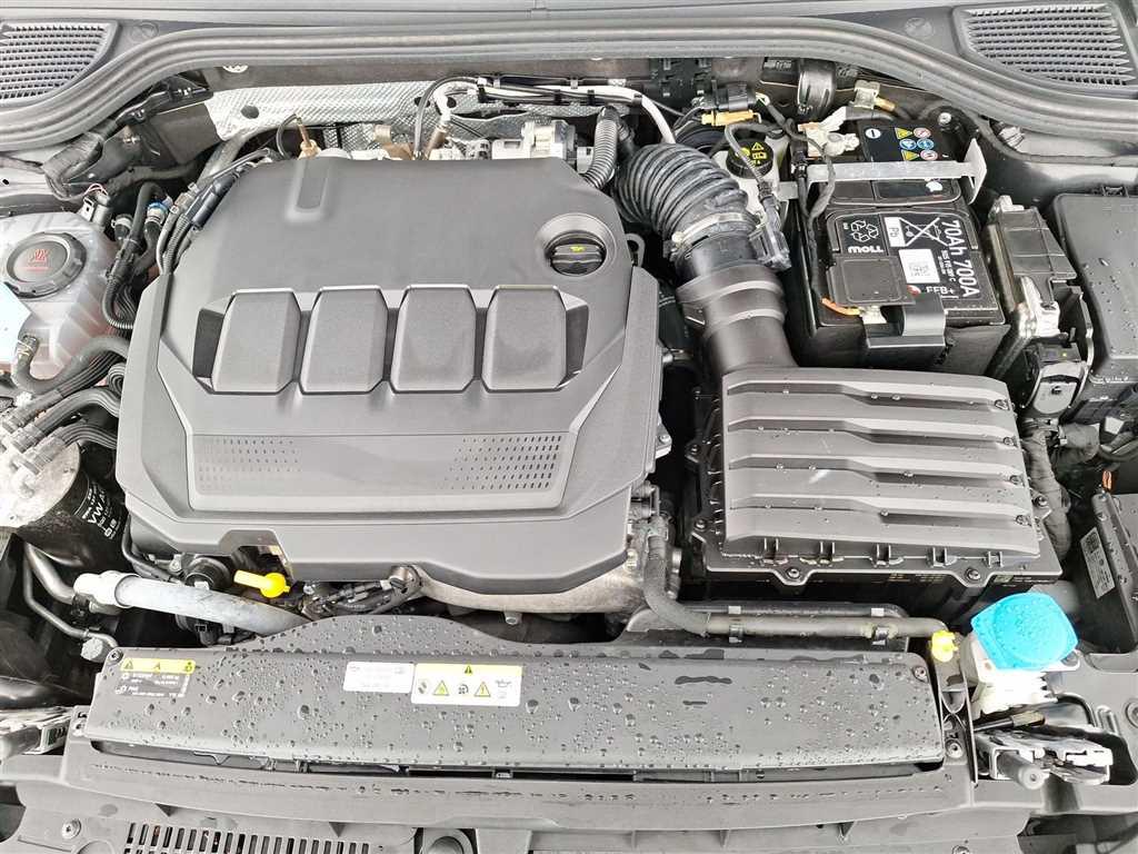 Volkswagen Golf Variant Life 2.0 TDI DSG Navi Winterpaket