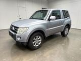 Mitsubishi Pajero 3.2 DI-D Intense AHK-97000-KM-TÜV-NEU - Mitsubishi Pajero Intense mit Diesel-Antrieb