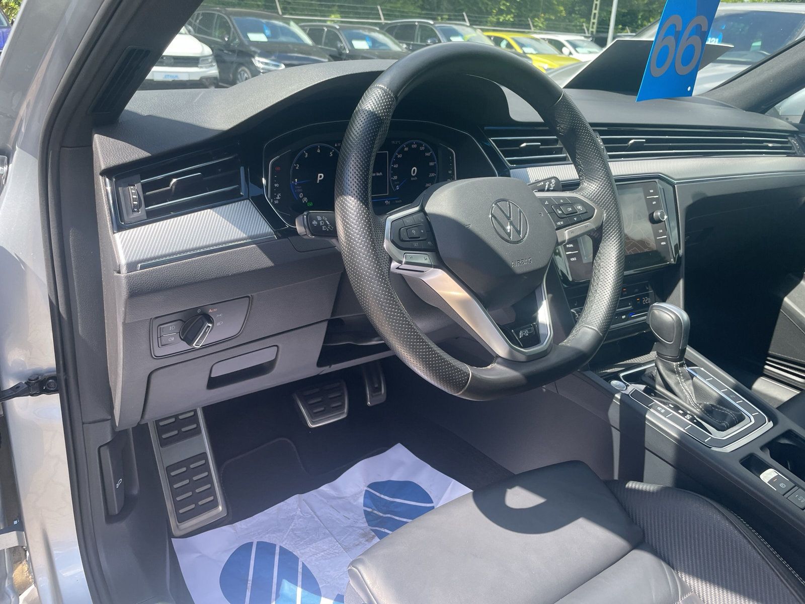 Passat Variant R-Line TSi DSG Navi Matrix