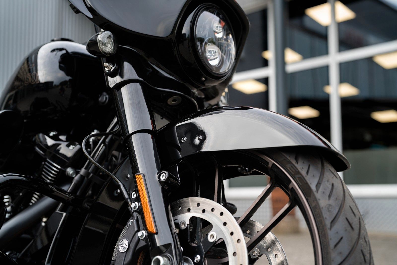 Fahrzeugabbildung Harley-Davidson FLHXST STREET GLIDE ST 117 -Kesstech-