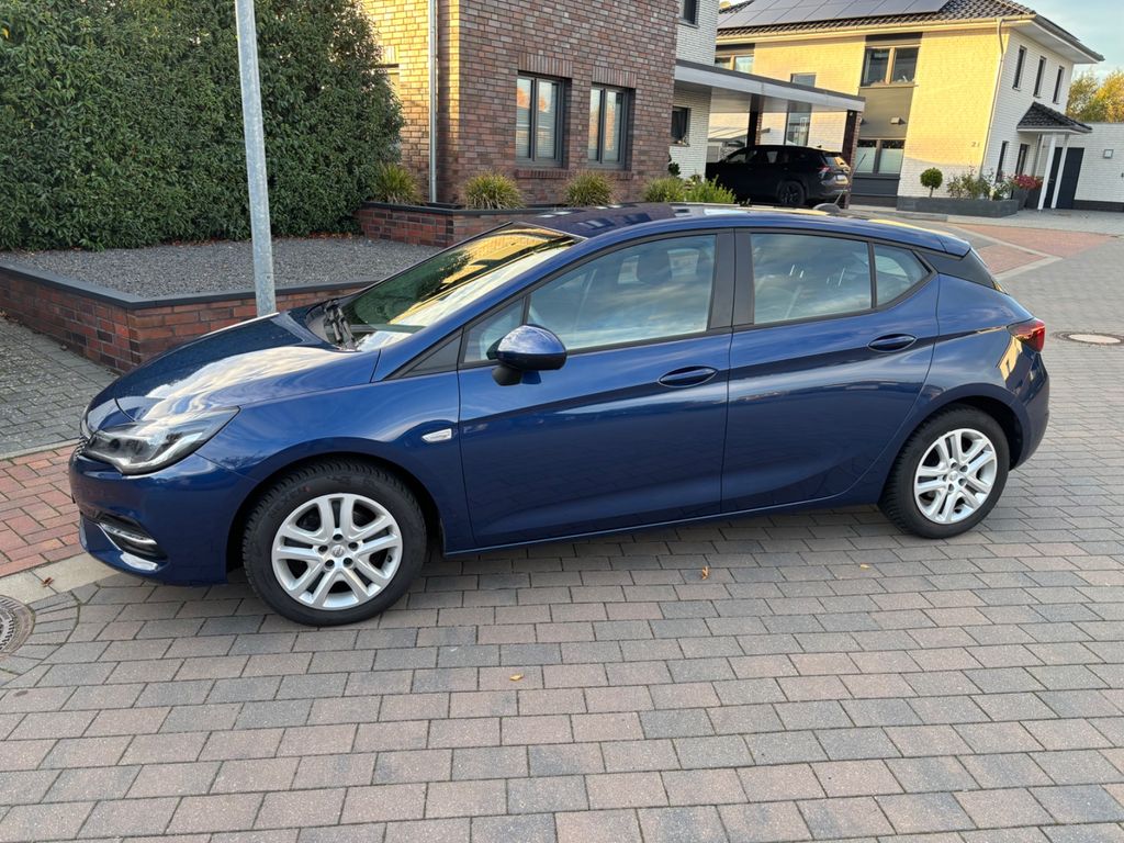 Image of Opel Astra