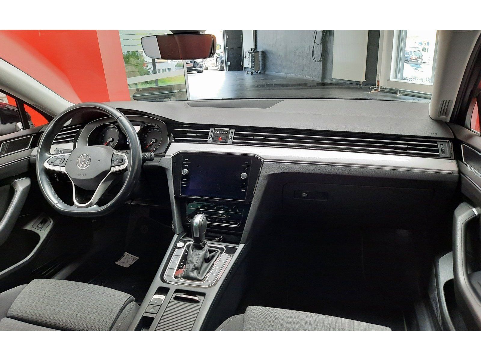Fahrzeugabbildung Volkswagen Passat Variant Business TSI DSG *AHK*Cam*Navi*