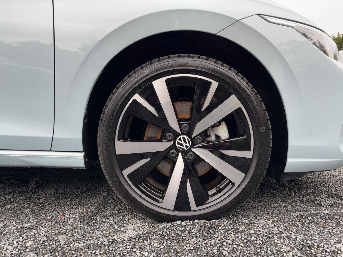 Volkswagen Golf - Bild 13
