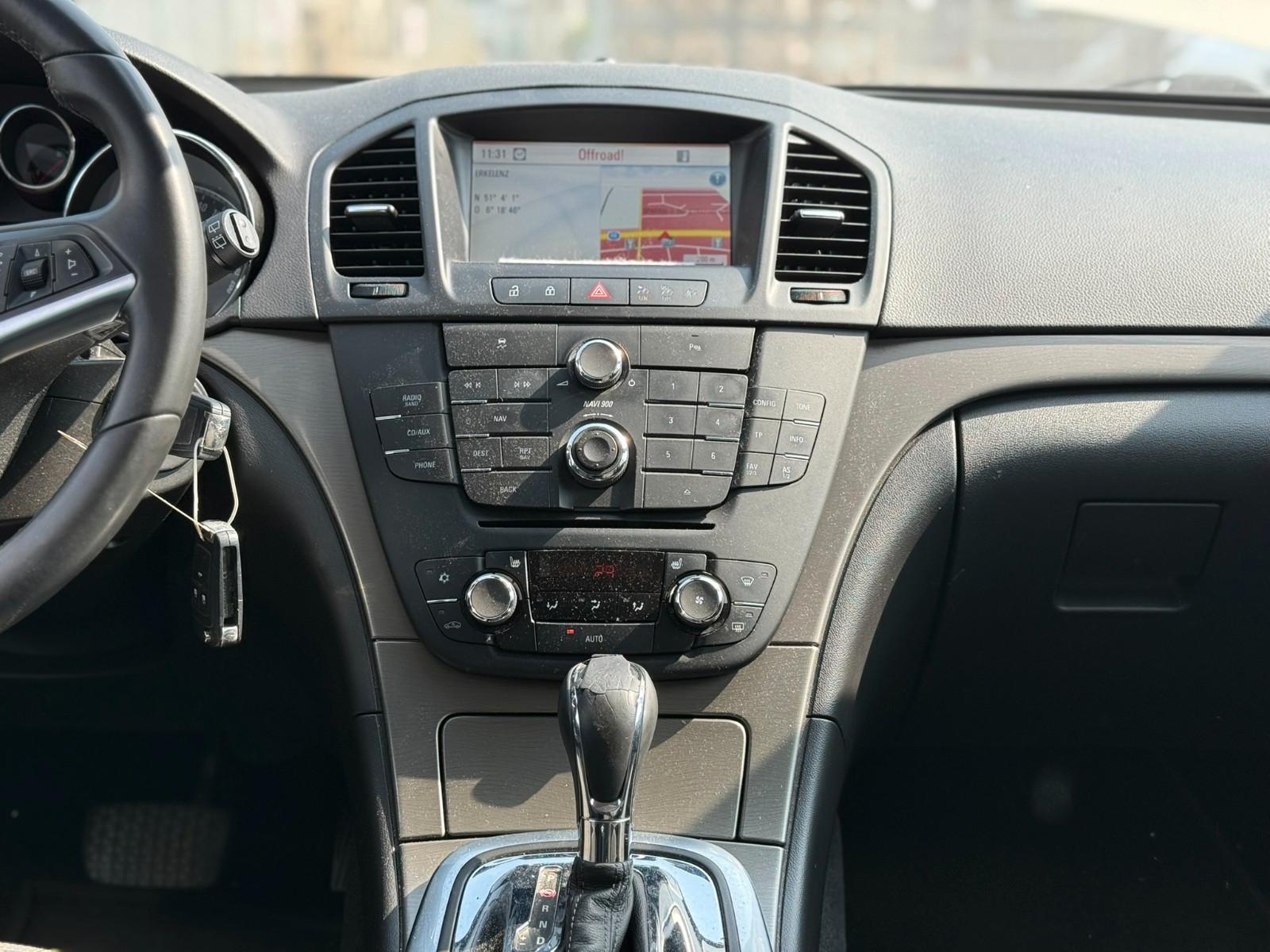 Opel Insignia 2012 — фото 27