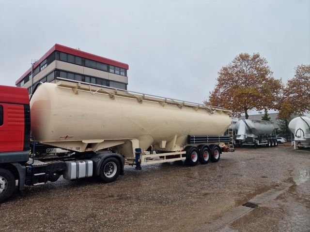 Spitzer 63m³ Mehlsilo / Flour tank / 6 Kammer / German!