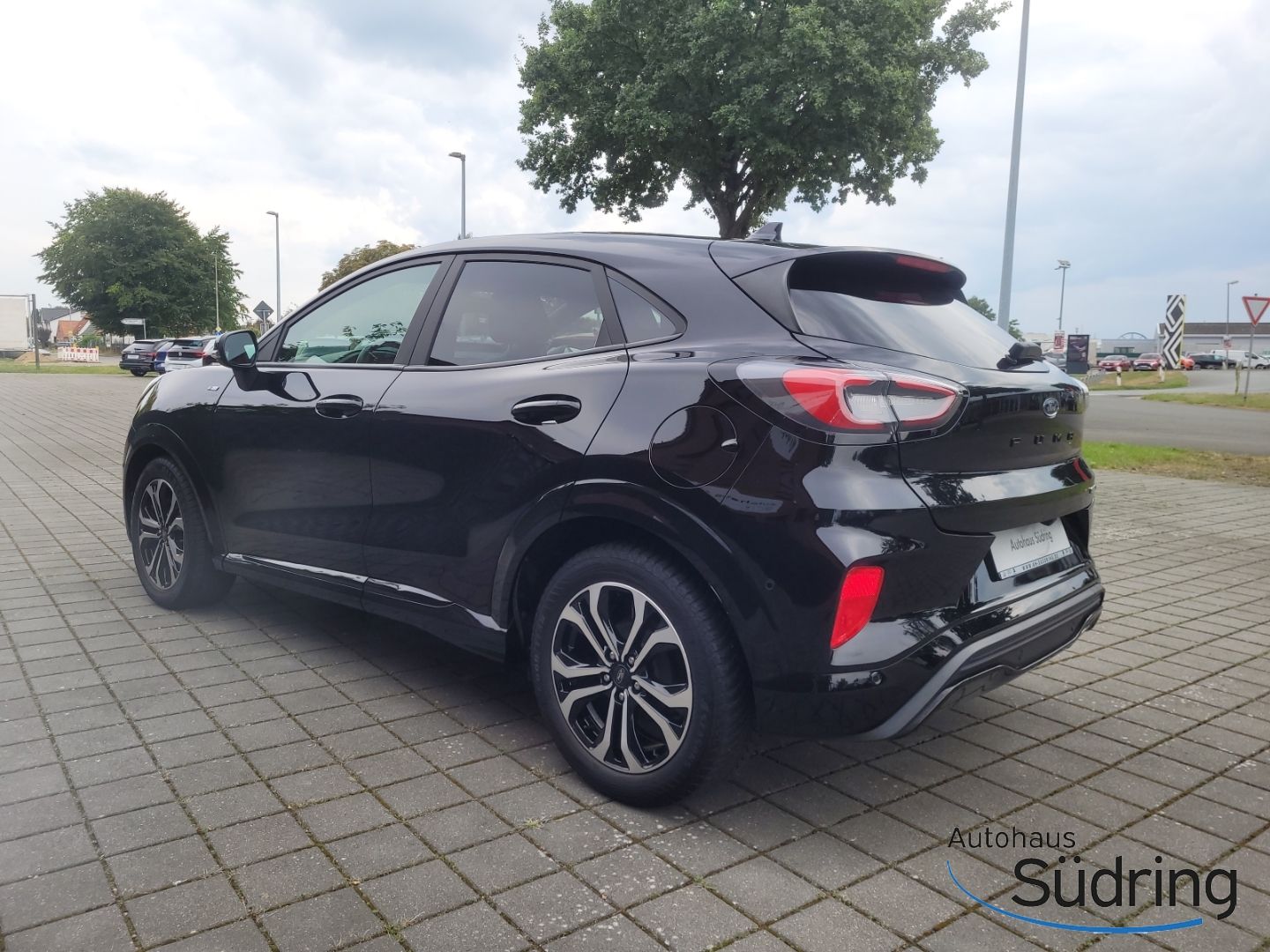 Puma EcoBoost Mild Hybrid ST-Line AHK Navi B&O