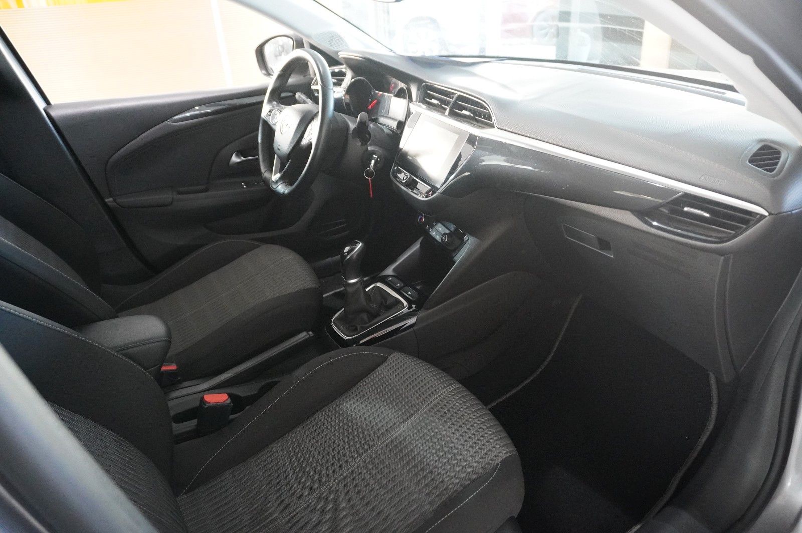 Fahrzeugabbildung Opel Corsa F 1.2 ELEGANCE NAVI/LED/TEMP./SPORT/DAB+