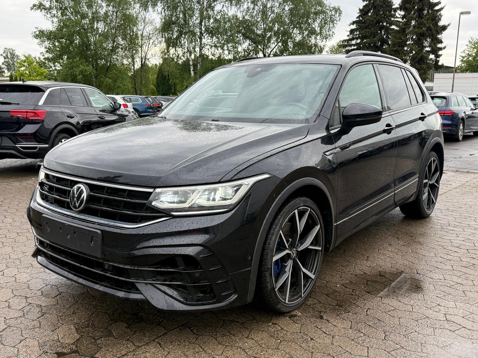 Volkswagen Tiguan R 4Motion 2.0 TSI /PANO/MATRIX/AHK/TRAVEL