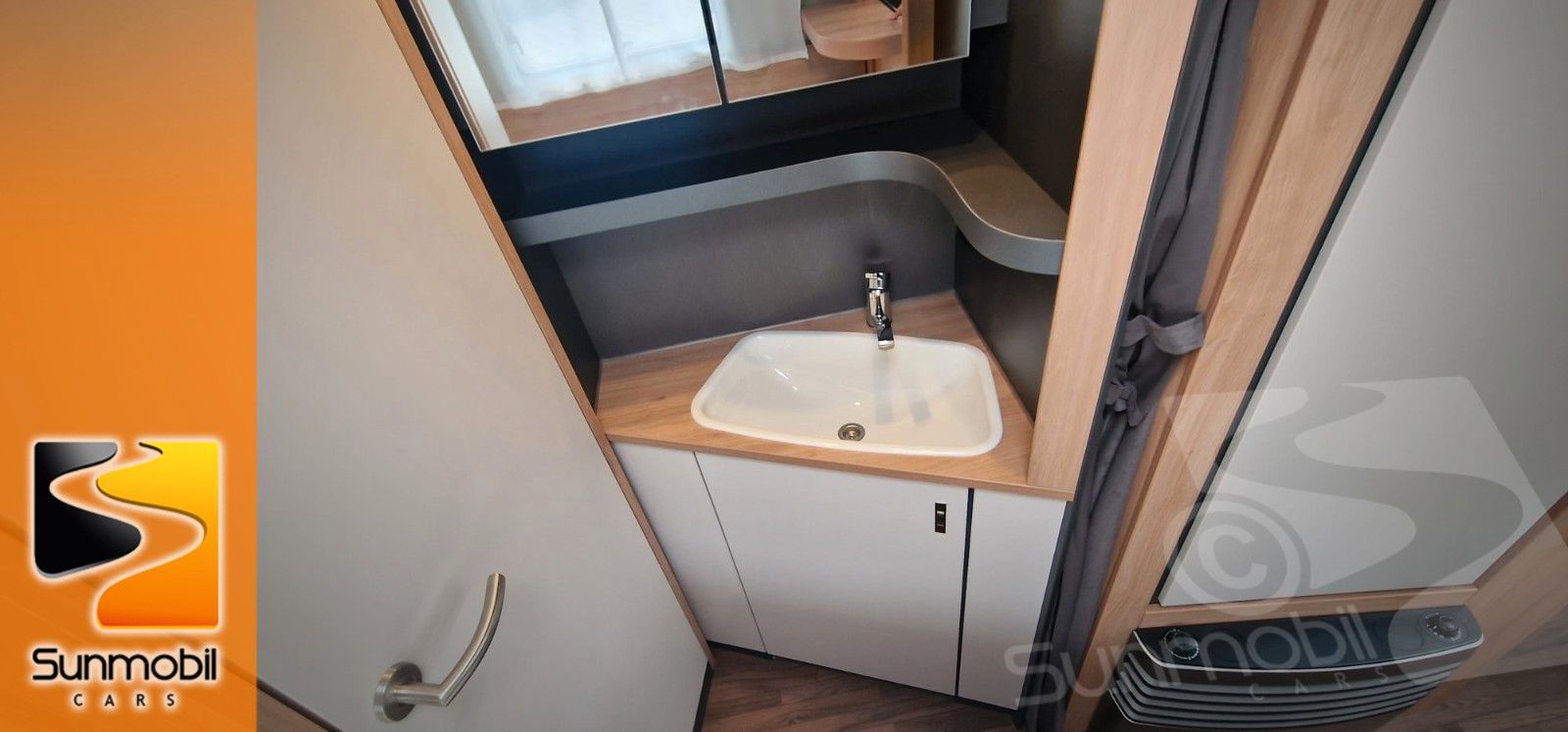 Fahrzeugabbildung Knaus Sport 450 FU 1.500kg Plus-Paket