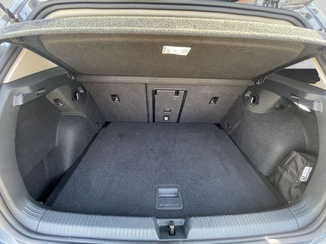 Golf MOVE 2.0 TDI DSG AHK,Navi,SH,ACC,Car-Play