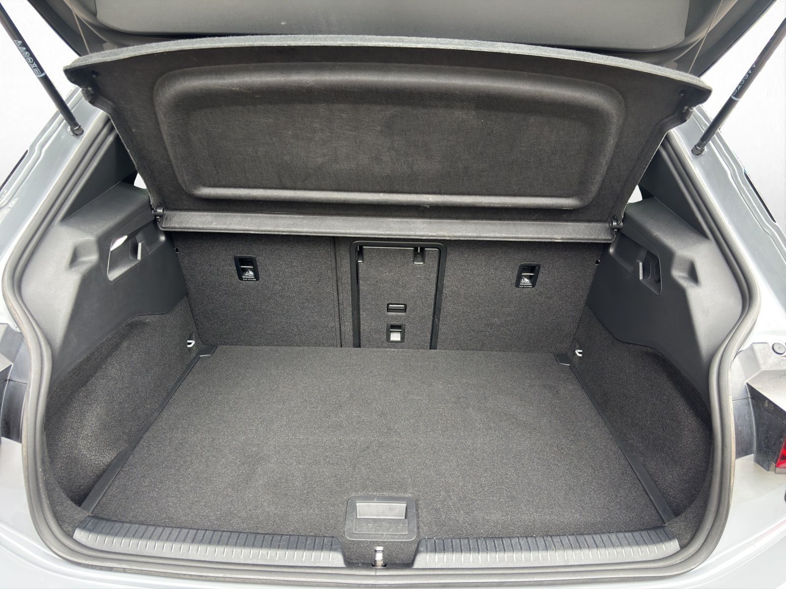 Cupra Born - Bild 13