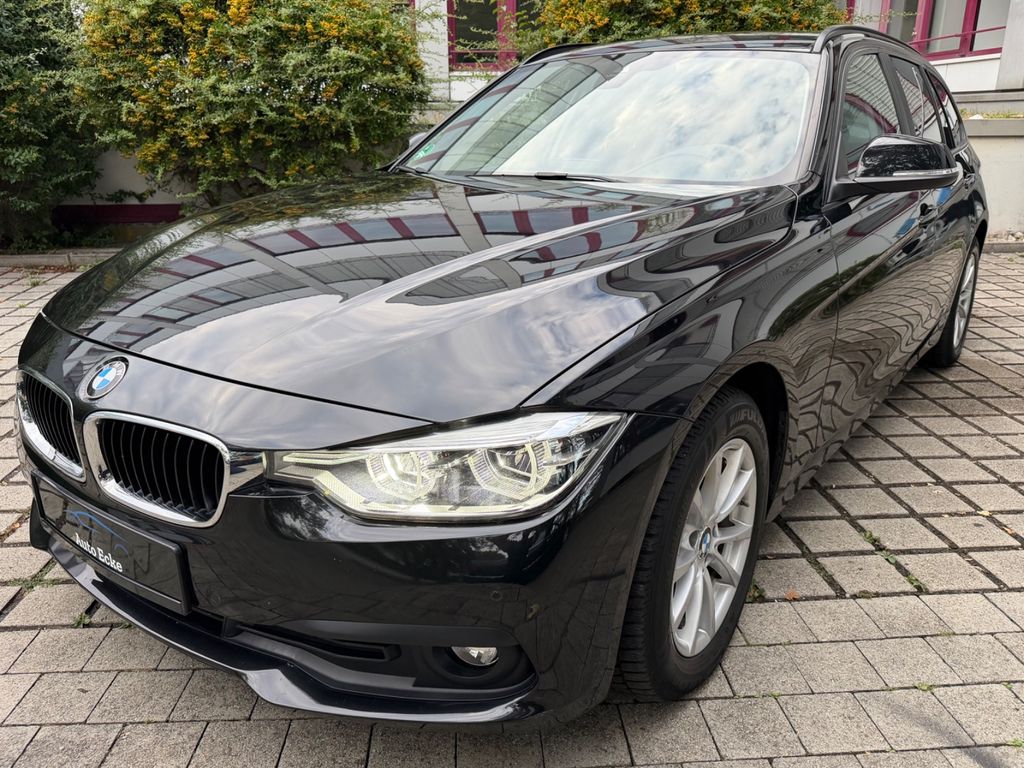 Image of BMW 320
