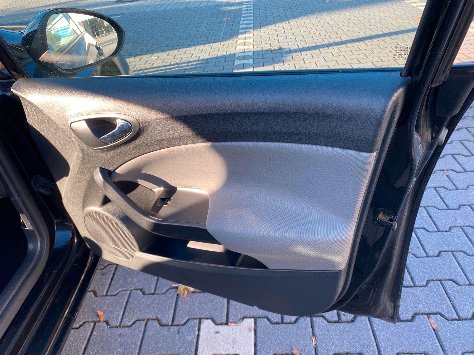 Seat Ibiza 2013 — photo 10