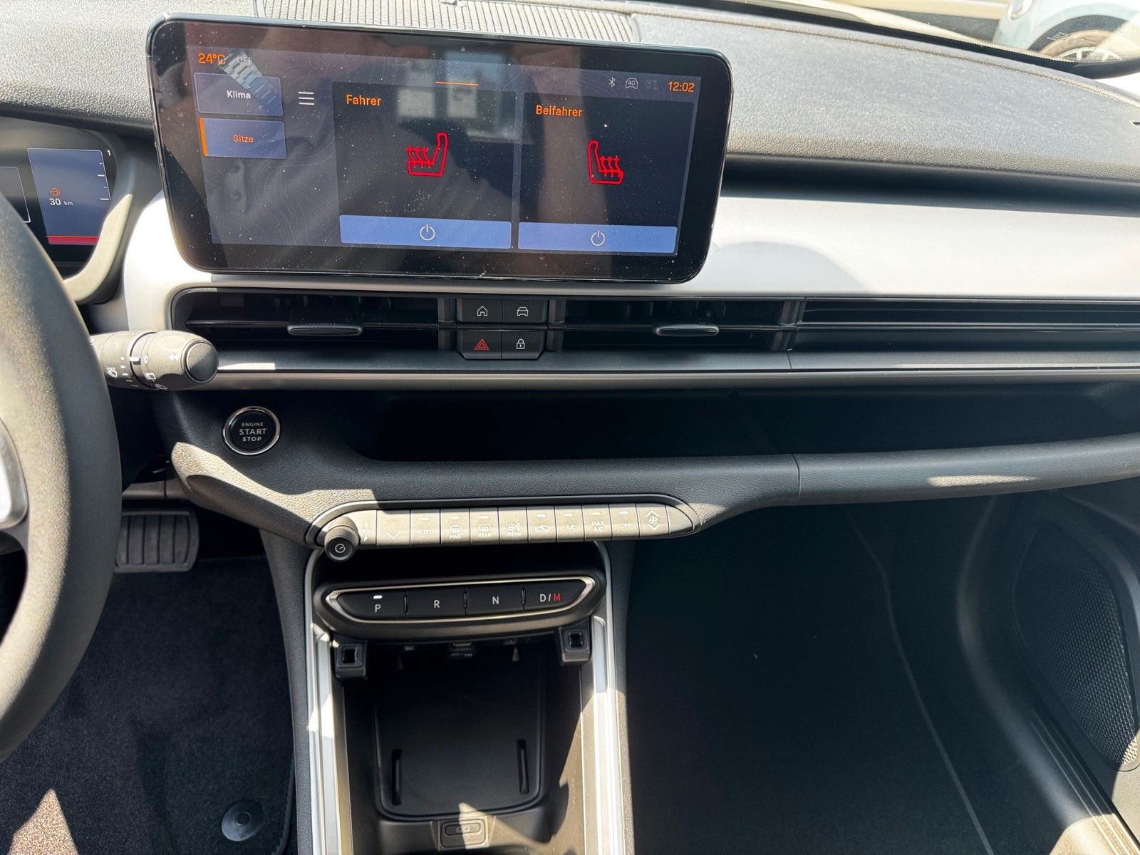 Fahrzeugabbildung Jeep Avenger 1.2 Automatik Altitude Navi Kamera Sitzh