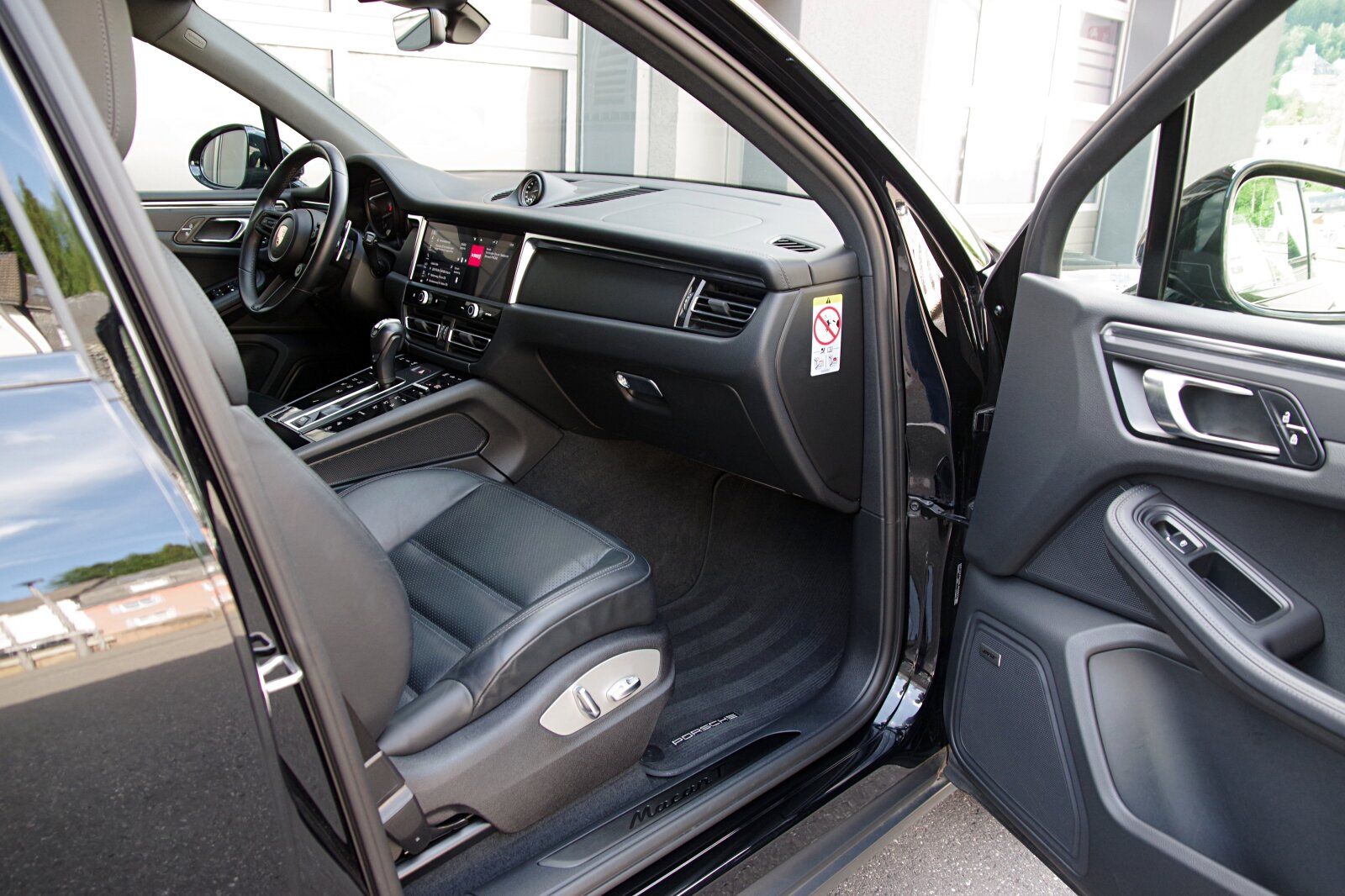 Porsche Macan T*21"RS-Spyd,Pano,BOSE,PDLS+,Approved03/27 foto 7