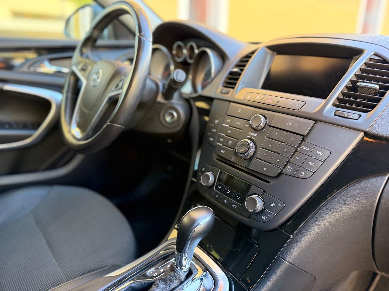 Opel Insignia 2013 — photo 10