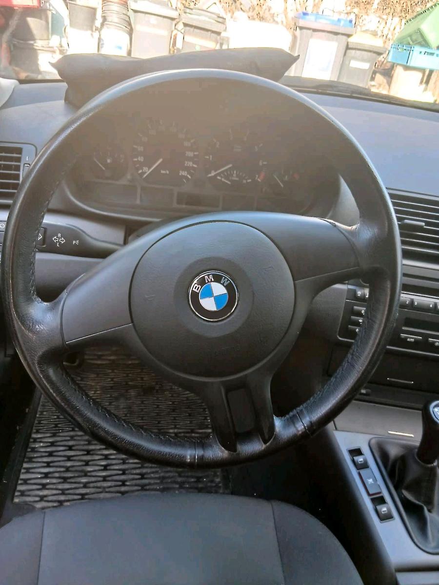 BMW 316 2004 — engine 116 HP (85kW)