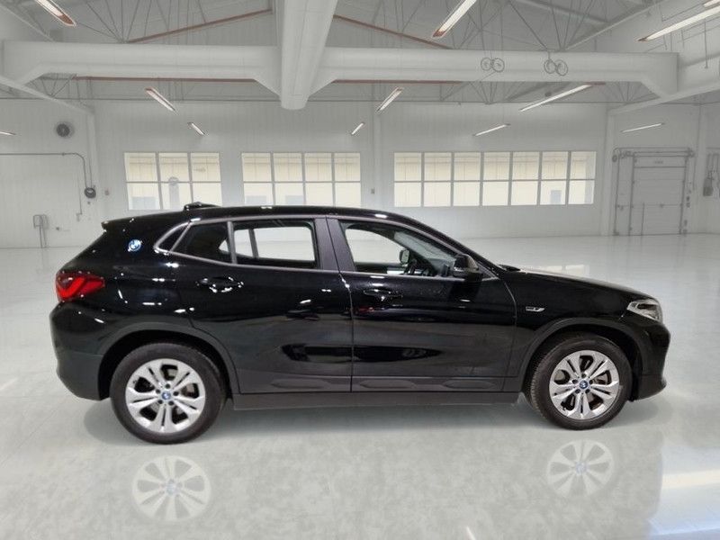 BMW X2 XDRIVE 25E BUSINESS X AUTOMATICO SUV imagem 3