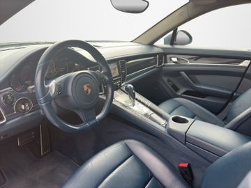 Porsche Panamera - 10