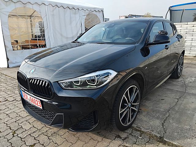 BMW X2 sDrive 18 d M Sport HeadUp Panorama LED