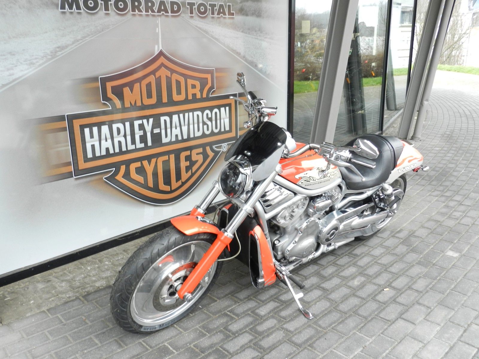 Fahrzeugabbildung Harley-Davidson V-Rod Screamin Eagle mit KessTech