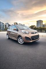 Kia Picanto 1.0 FIFA World Cup Edition FIFA Worl... - Kia Picanto: Fifa World Cup Edition